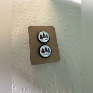 ❄️ Sale! BRAND NEW Holiday Christmas Tree .5” Metal & Glass Earrings